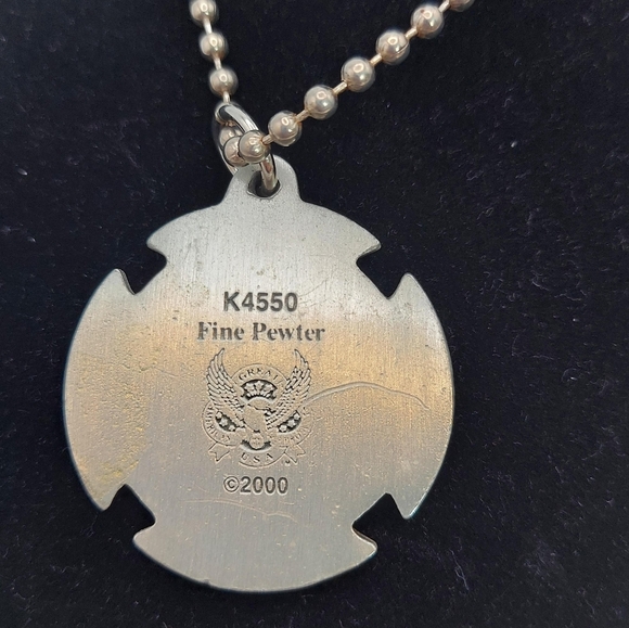 Vintage Fine Pewter Celtic Pendant on Necklace. - Picture 4 of 10